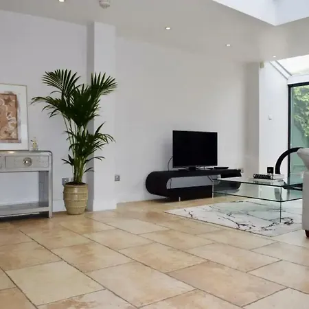 Chic 2 Bedroom Victorian Dom wakacyjny *